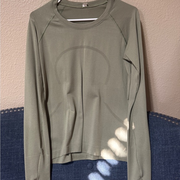 Swiftly - Picture 1 of 3